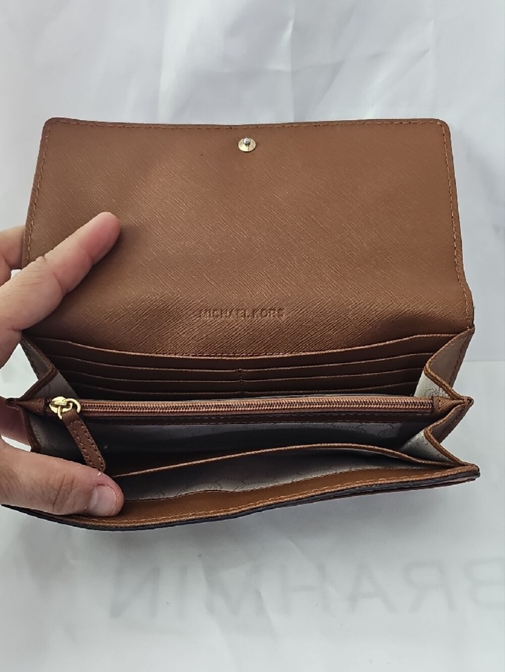 Michael Kors Brown Leather Logo Clutch Wallet - Picture 5 of 11